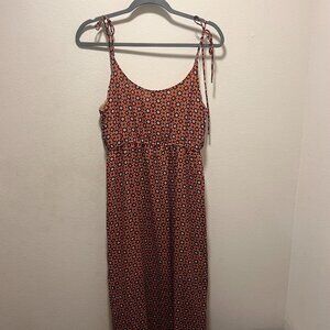 Romeo & Juliet Couture Women's Dress Size Medium Geometric Round Neck Maxi